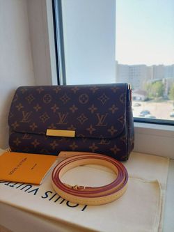 Louis Vuitton Flower Chain Bag