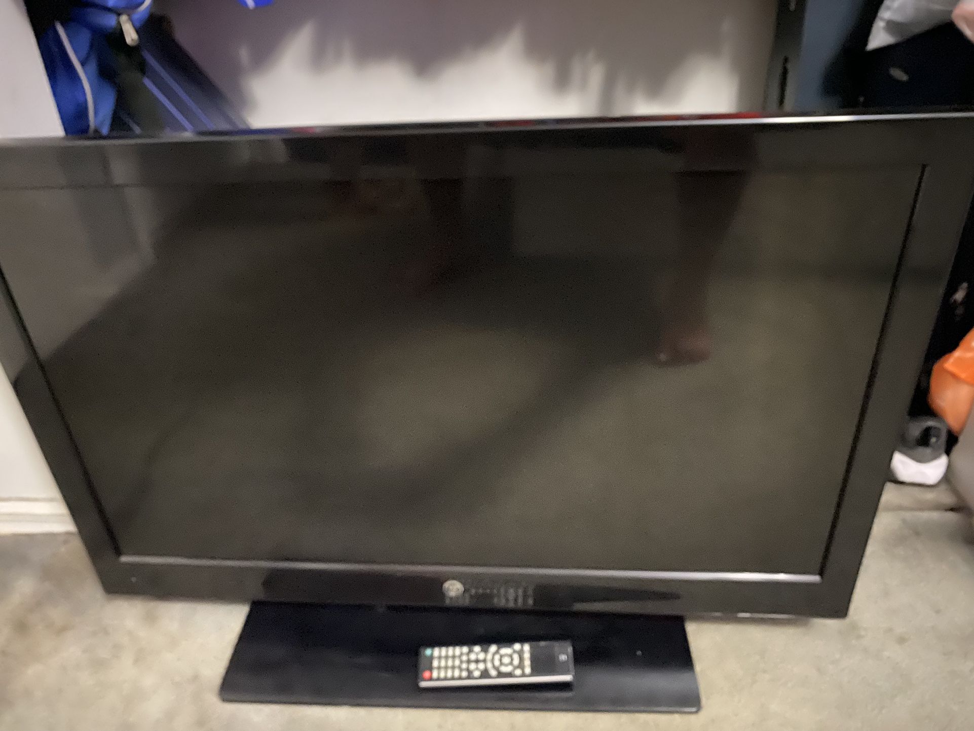 Westinghouse TV 37 Inches $45.00. Obo