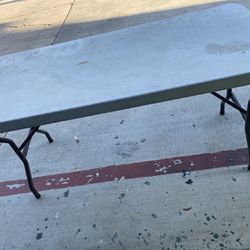 Folding Table 5ft In Great Condition $20
