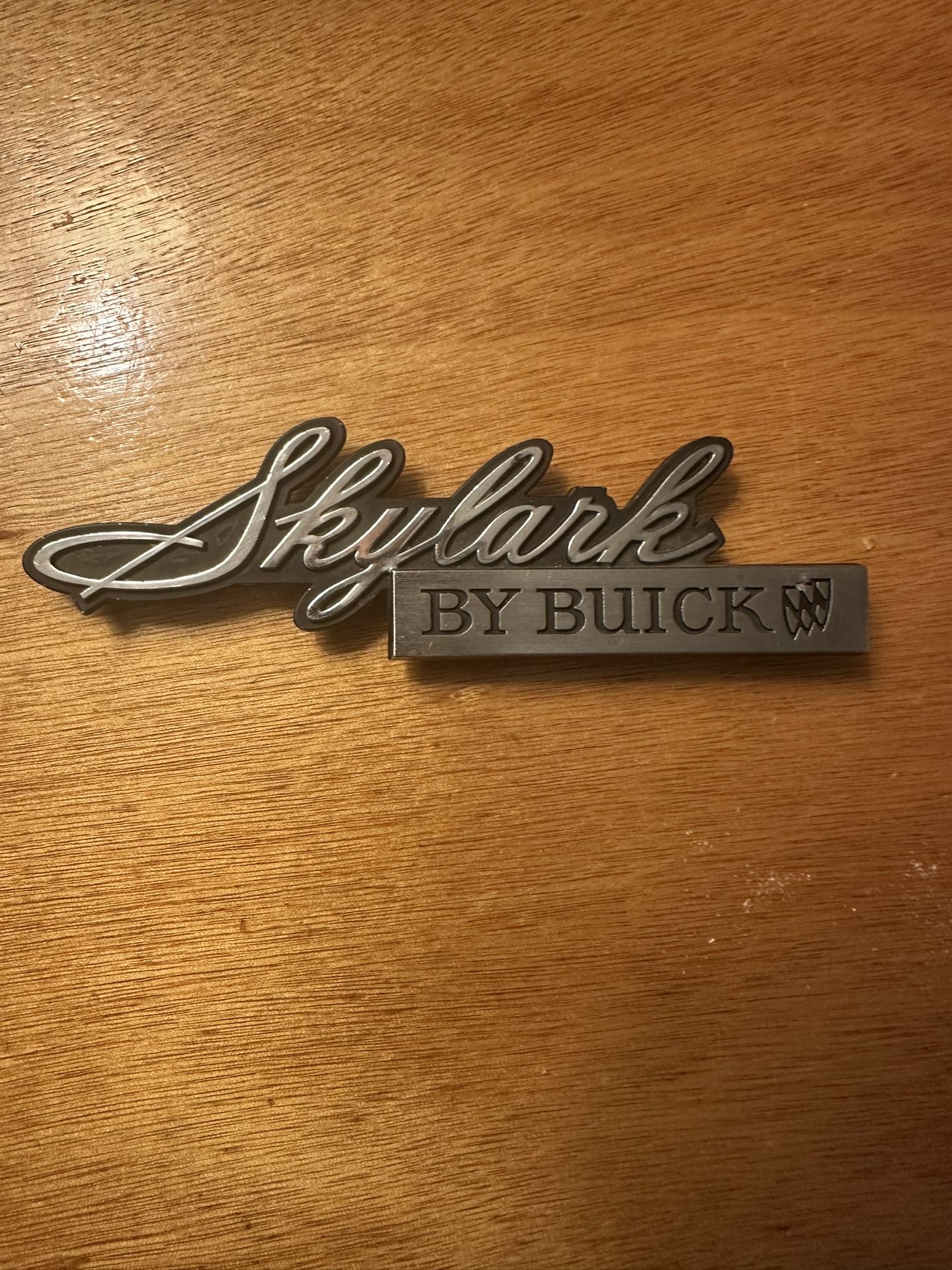 1970-71 Buick Skylark Emblem