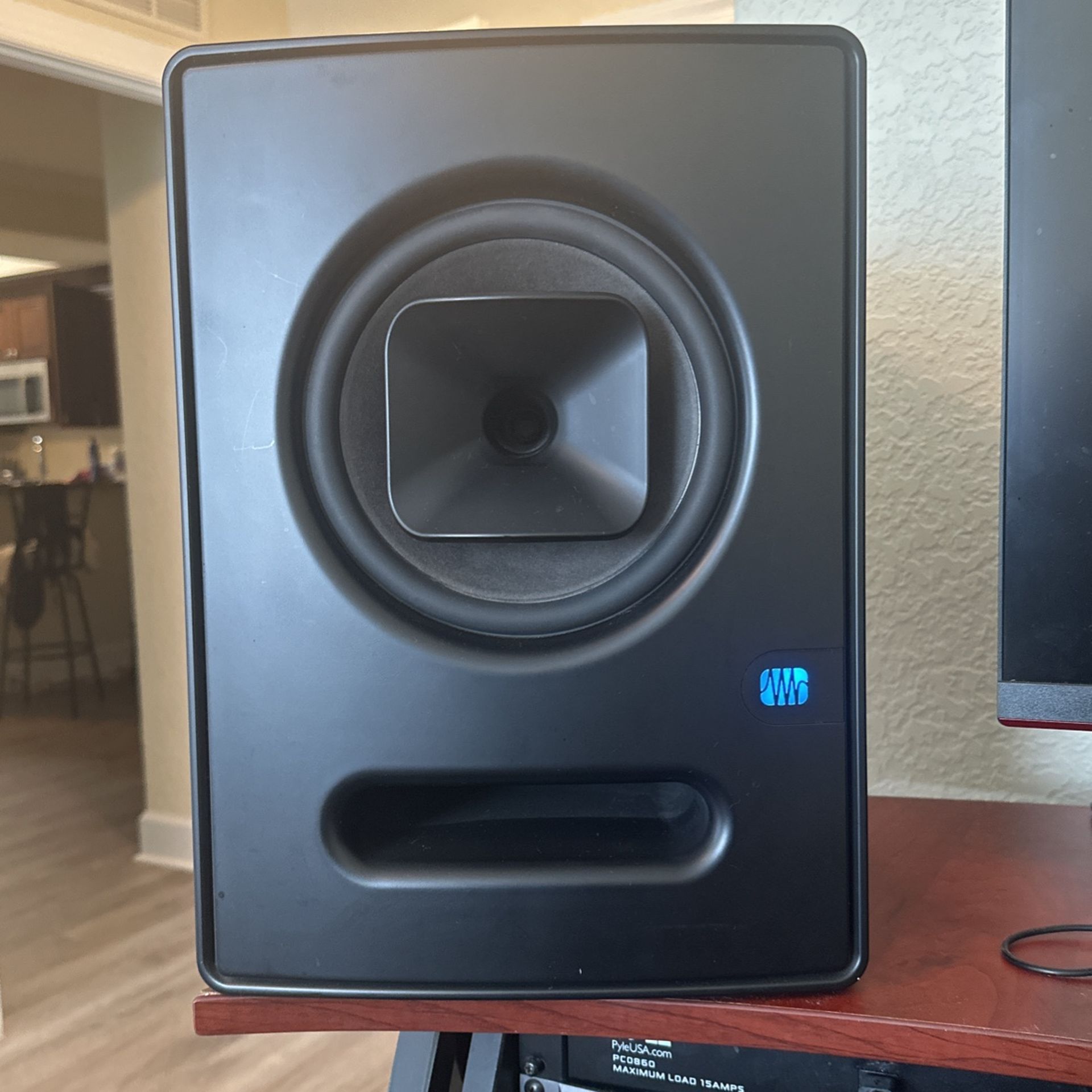 Presonus S8