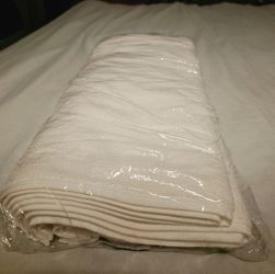 Bath towels  matt write