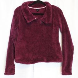 All in Motion Girls XL (14/16) Burgundy Fuzzy Pullover with Pockets & Thumb Hole
