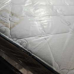 ORTHOPEDIC  !!! QUEEN SET $199 __ MATTRESS AND BOX SPRING 