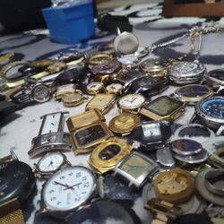 Vintage And Modern Watch Lot ( Working Watches) Swiss & Japan Movement 
