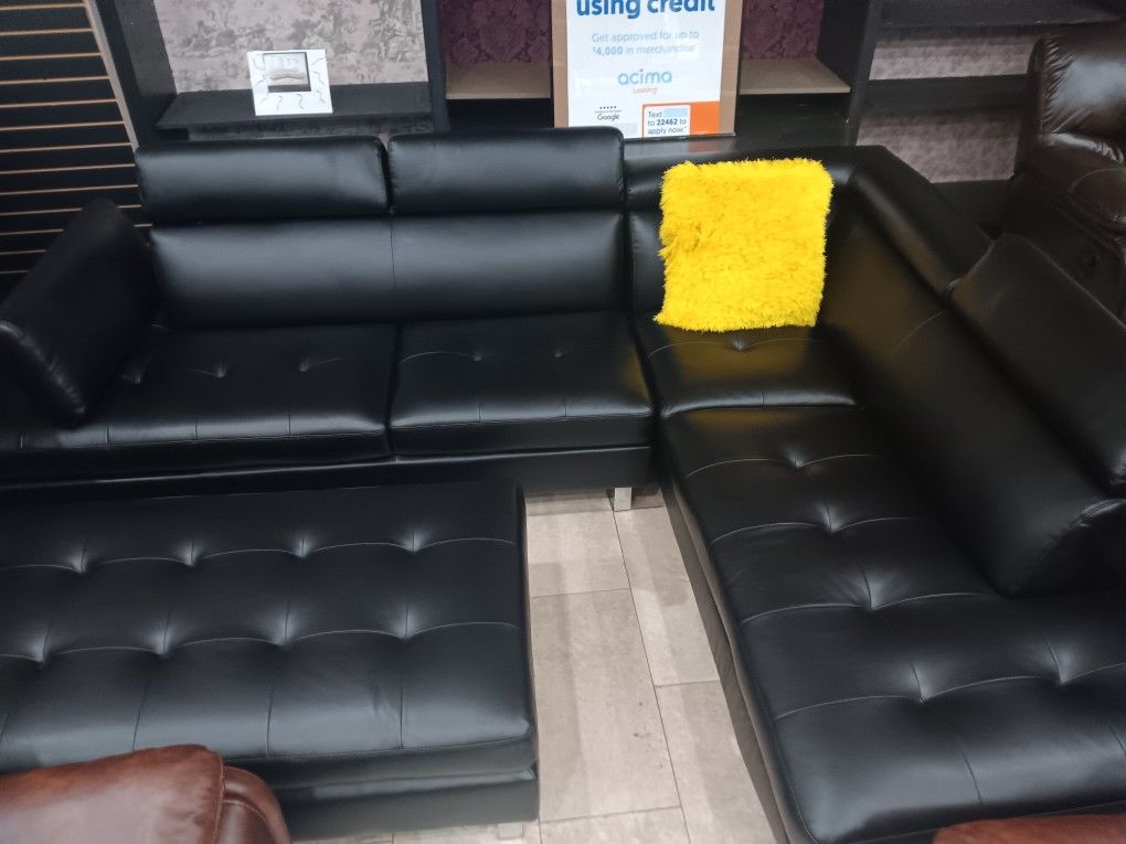 *Fall Sale Event!!!*---Modern Ibiza Black Leather Sectional Sofa W/Ottoman---Delivery And Financing AvailableðŸ¤