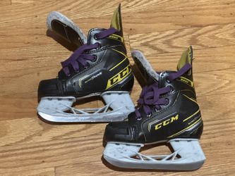 CCM Super Tacks 9350 Hockey Skates - Youth