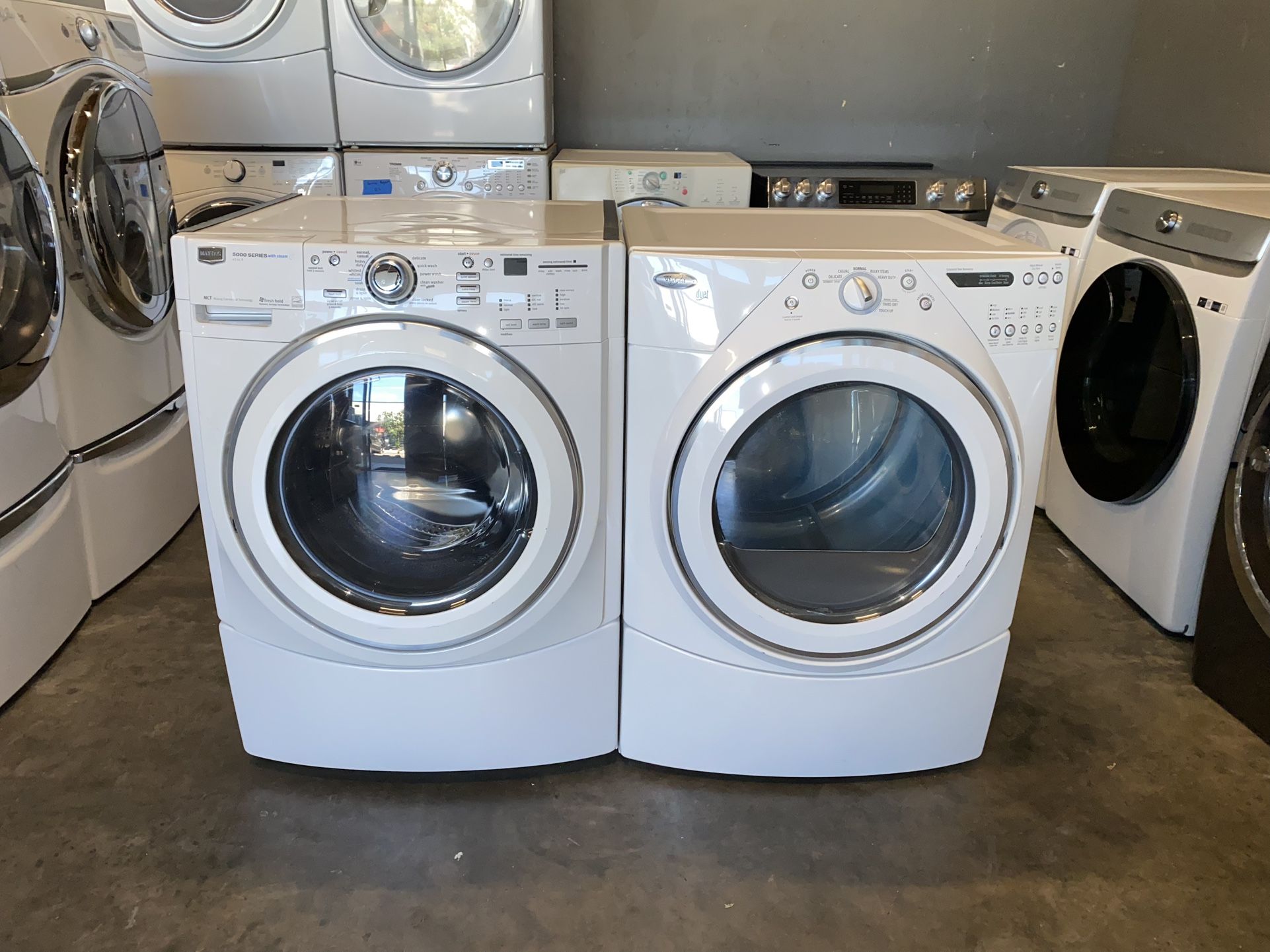 WHIRLPOOL XL CAPACITY WASHER DRYER ELECTRIC SET 