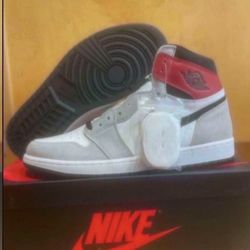Nike Air Jordan 1 Retro High OG Gray Light Smoke Grey White  Size 13 Brand New