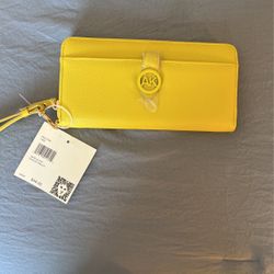 Brand New Anne Klein 