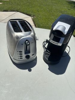 Toaster And Coffee Pot (k-cup)
