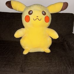 Giant Pikachu 24’