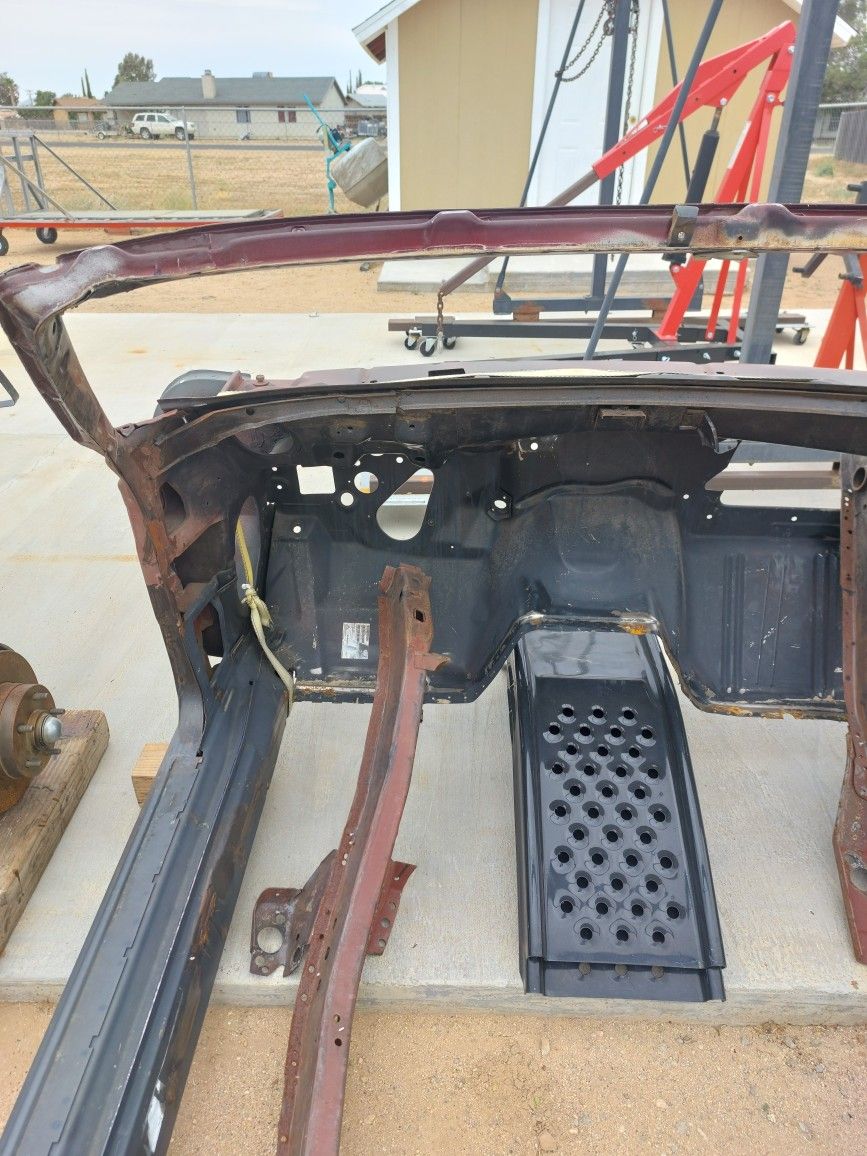 1968 Firebird Convertible Windshield/rockers Section