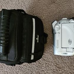 Canon DC100 DVD camcorder