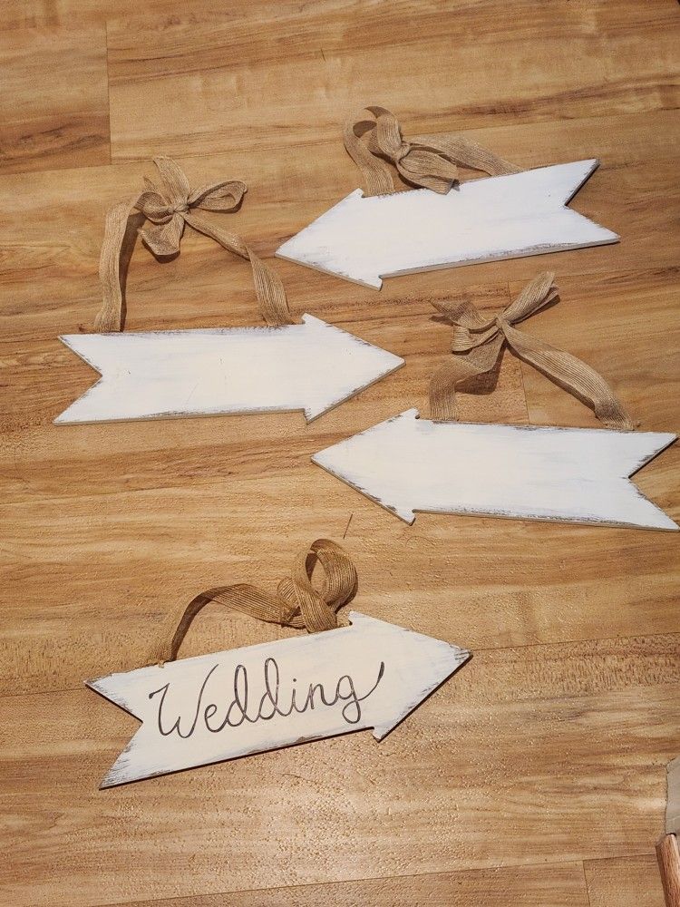 Rustic White Wooden Arrows – Wedding Sign Décor