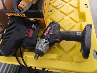 Craftsman C3 19.2V 1/2" Cordless Impact Wrench