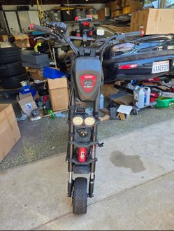 Kaabo Wolf King Electric Scooter