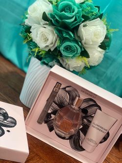 FlowerBomb Viktor & Rolf
