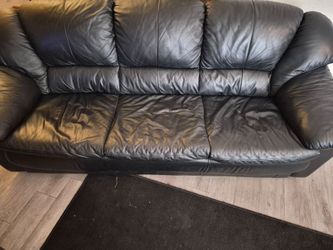 3-seater Black Couch Great Condition