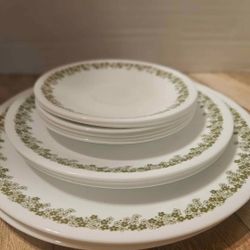 Corning Corelle Crazy Daisy Spring Blossom 
Dished