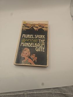 Muriel Spark The Mandelbaum Gate Vintage Paperback