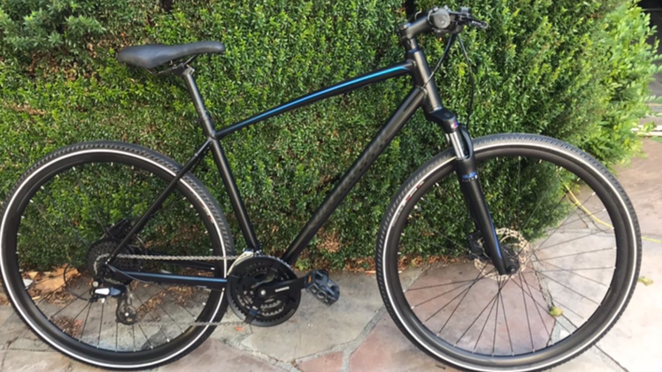 Specialized Crosstrail Showroom Condition M/L Shimano Components 