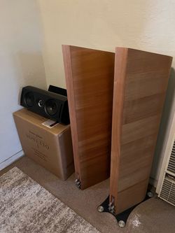 Sonus Faber Venere 2.5 Floorstanding Speakers Pair