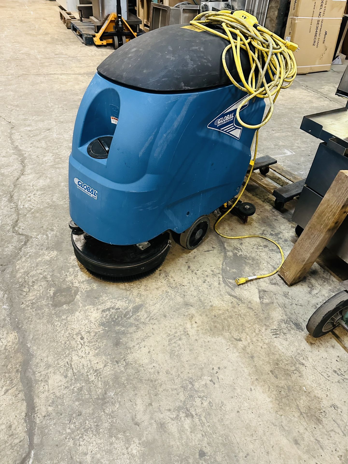 Used Electric Floor Scrubber 