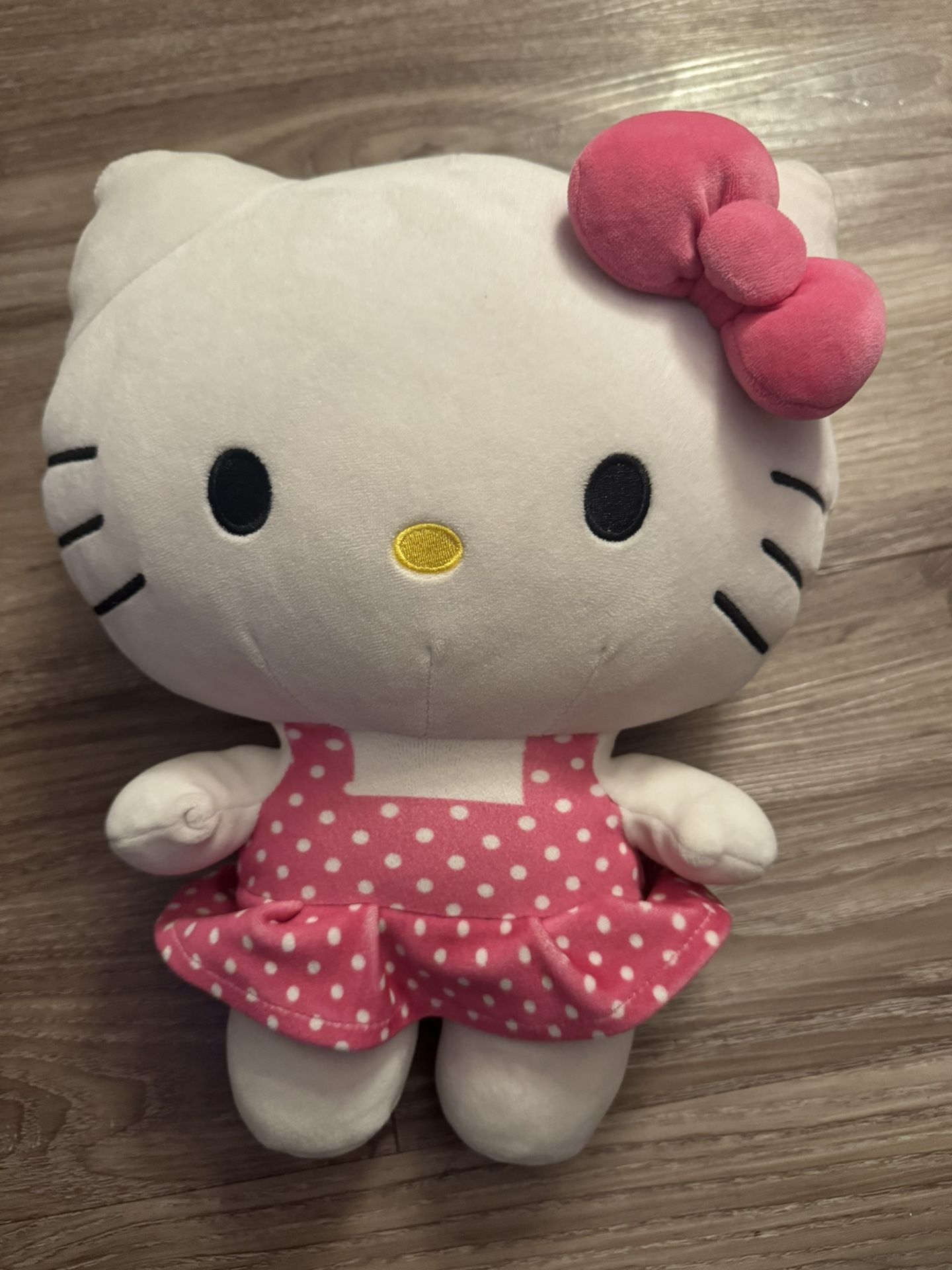 Hello Kitty Plushie