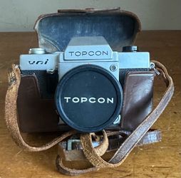 Vintage Topcon Uni 35mm SLR Film Camera w/UV Topcor 1:2 f=53mm Lens & Case Japan