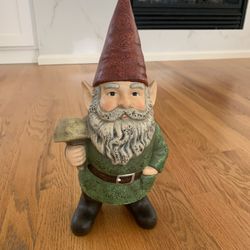 15” Gnome with Green Tunic and Mushroom