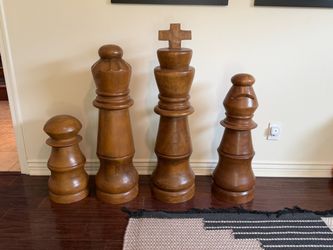 wooden decorative chess pieces