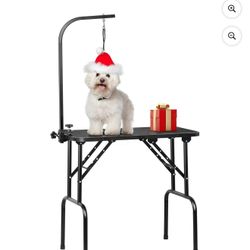 Pet grooming table