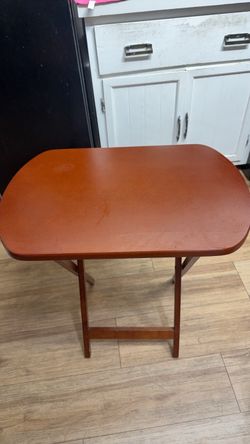 Wooden Folding Tray Table