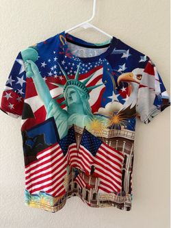 Boys/ men’s Patriotic American Flag and Statue of Liberty Graphic T-Shirt size M