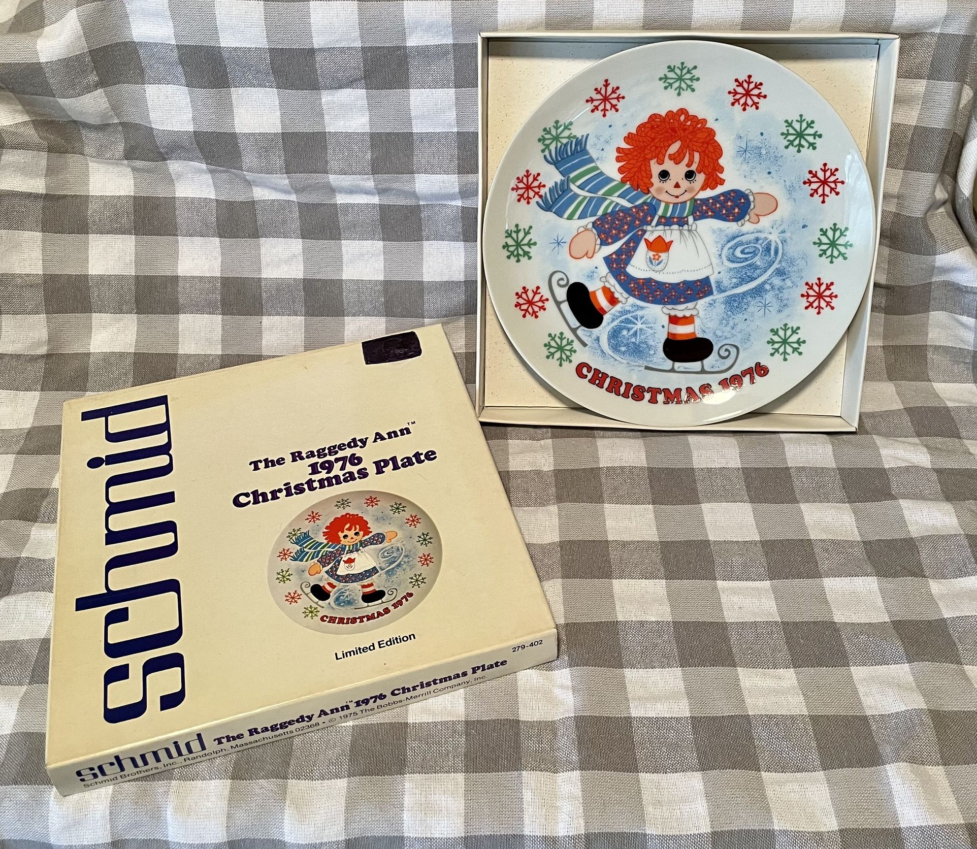 Vintage 1976 Raggedy Ann Christmas Collector's Plate Schmid Limited Ed