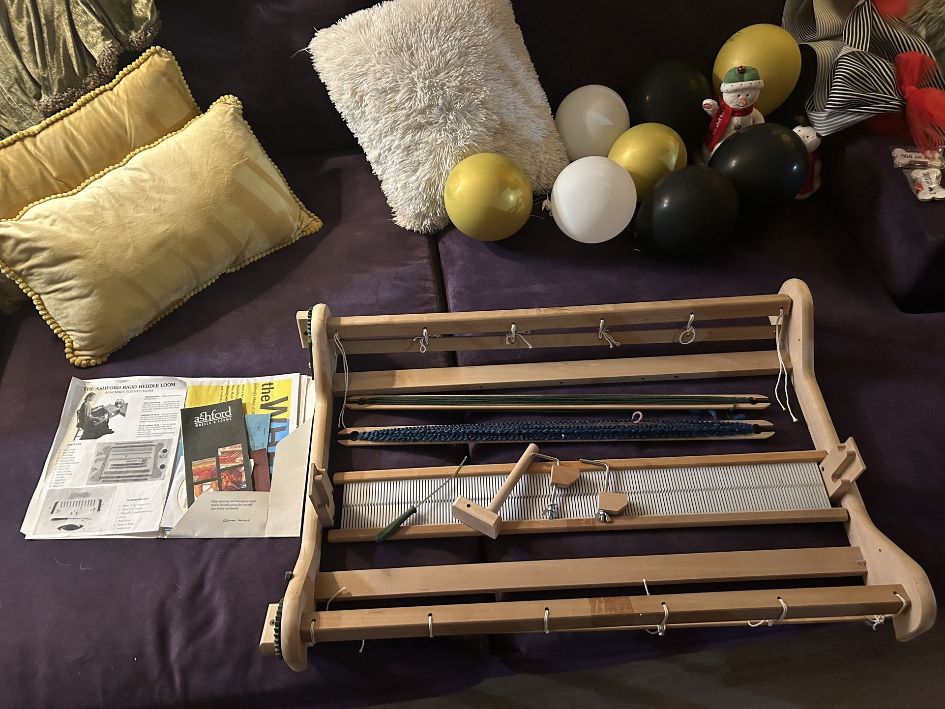 ****THE ASHFORD RIGID HEDDLE LOOM****