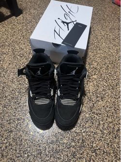 Jordan 4 white thunders