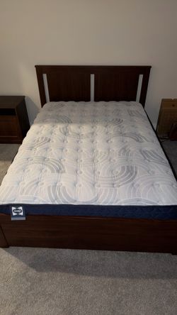 Full Sized Sealy Frisco Medium Euro Top Mattress