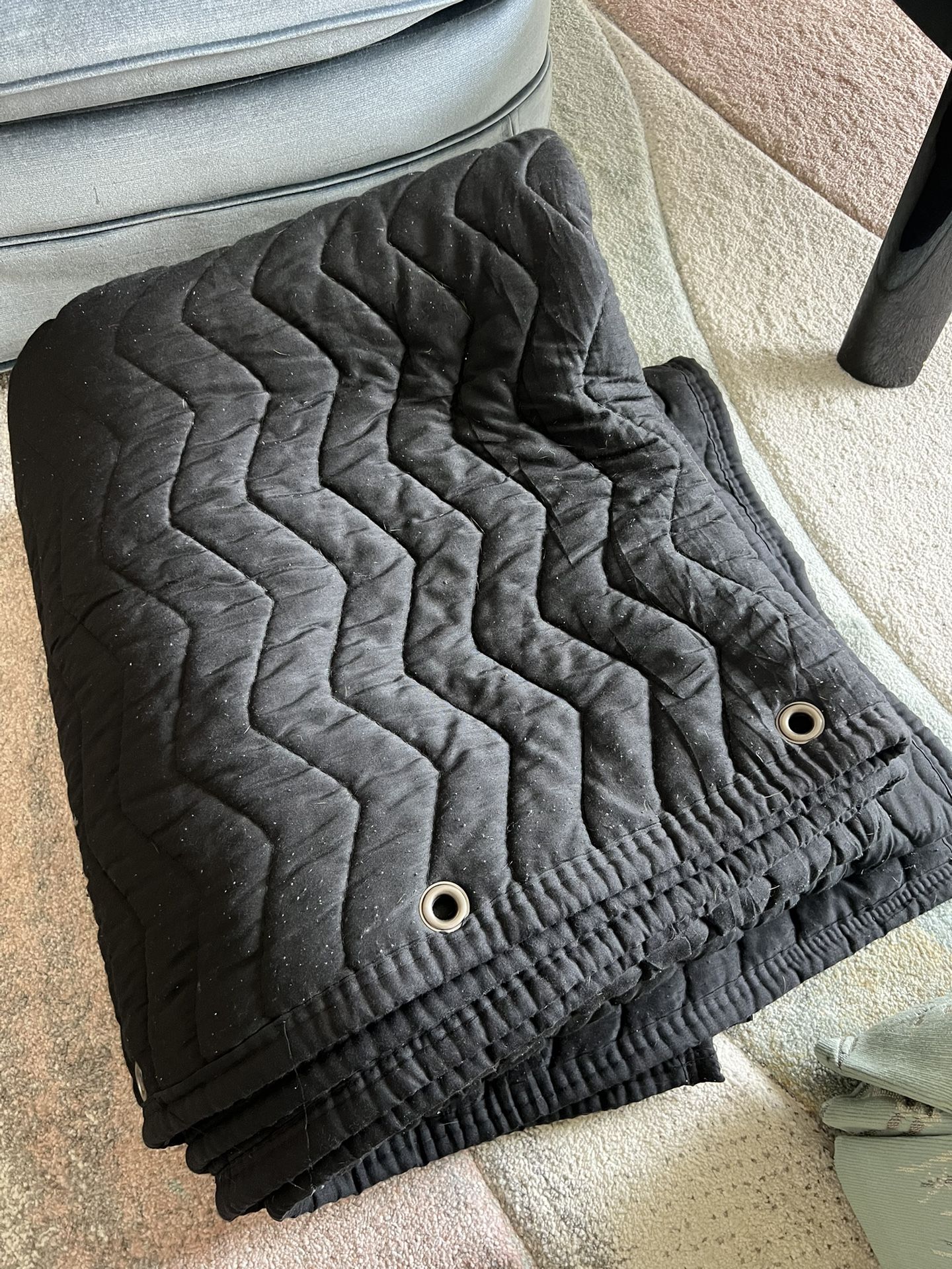 Free Sound Dampening Blanket With Grommets 
