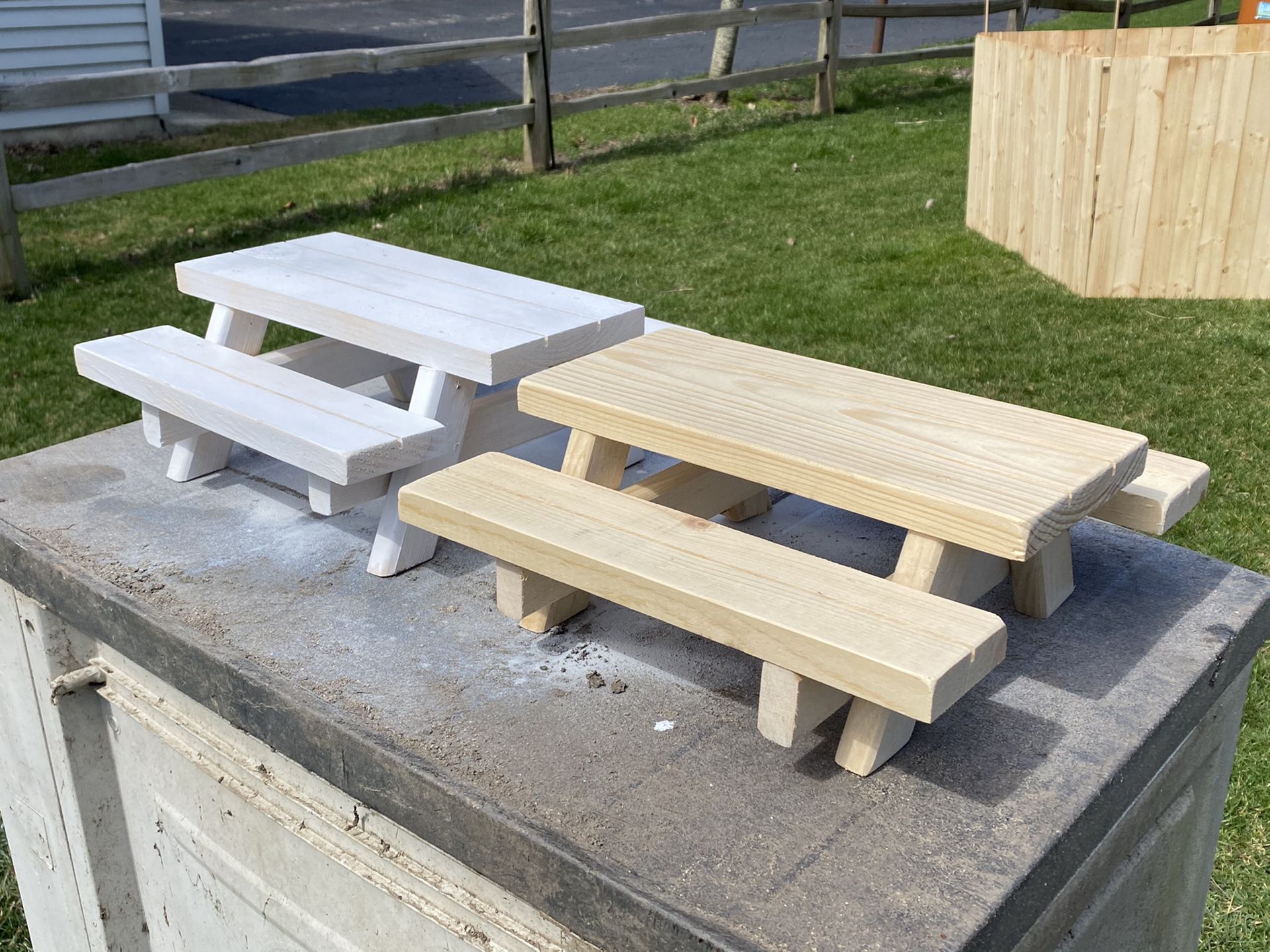 Mini picnic tables
