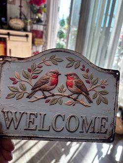 Vintage-Style Metal Welcome Sign with Birds