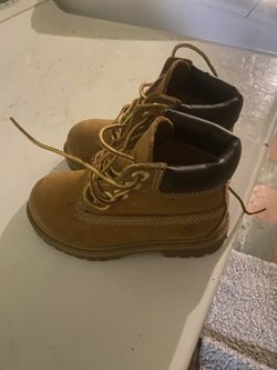 Kids Timberland Boots Size 8m