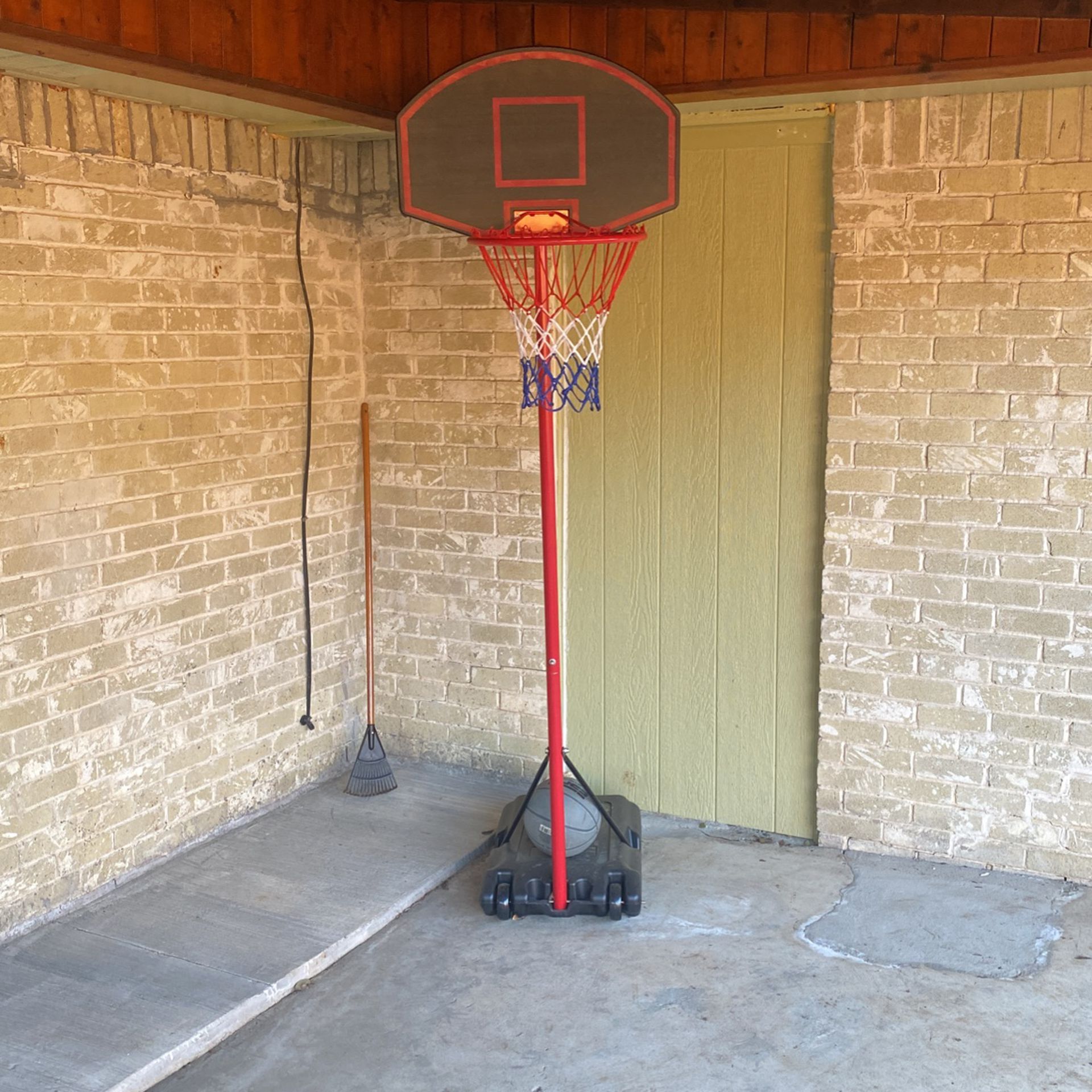 Adult Basketball Hoop Indoor/outdoor