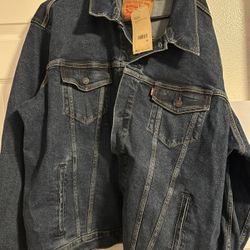 Mens Levi, jean jacket