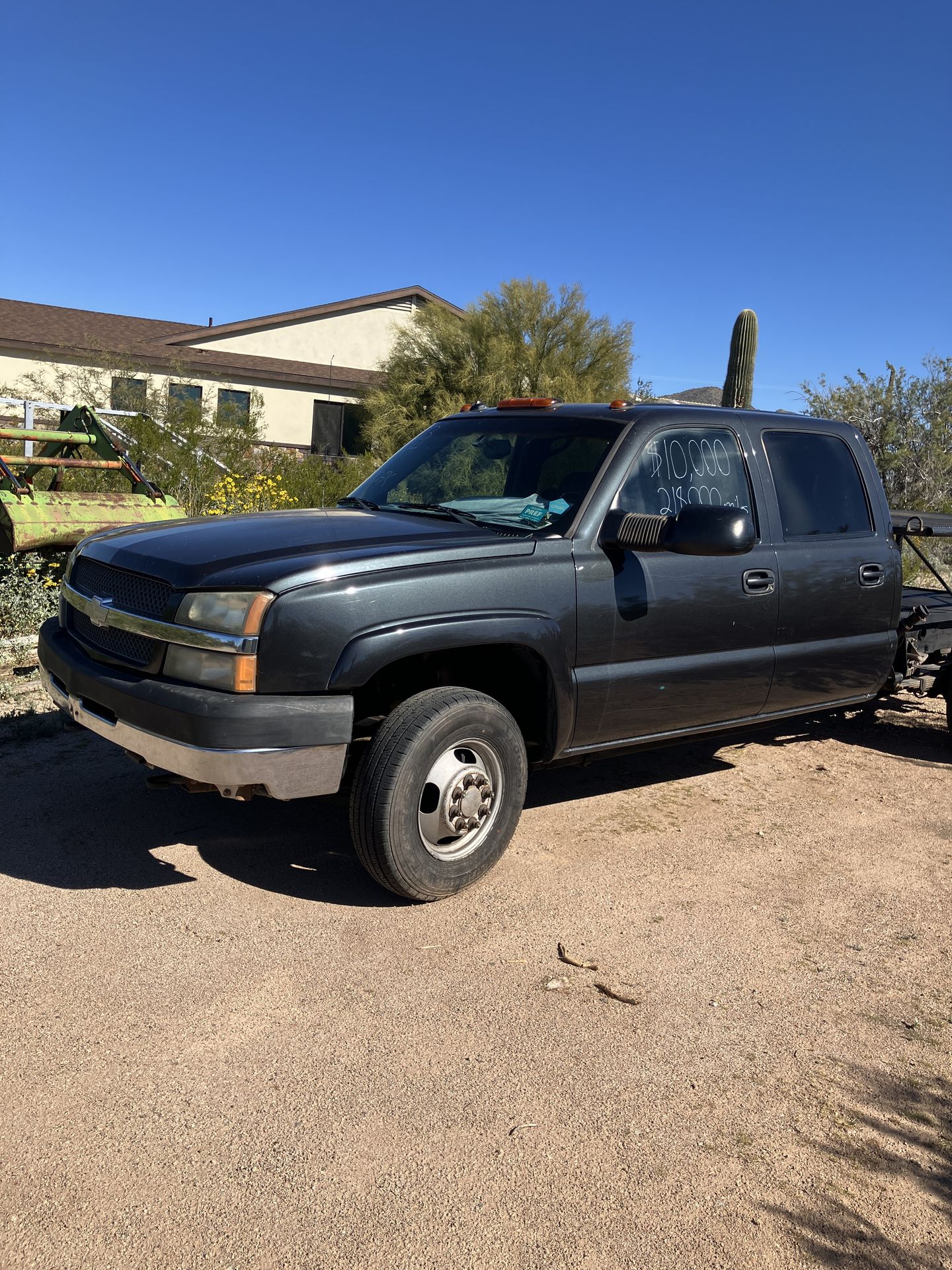 2003 long bed crew cab dually w/ Duramax diesel engine