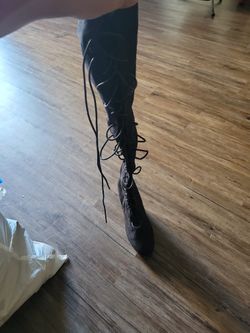 Kneew High Boots 71/2