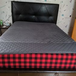 Queen Size Bed Frame with Six Drawers Plus More