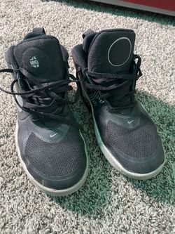 Boys Nike Sneakers 