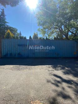 40’ Shipping container
